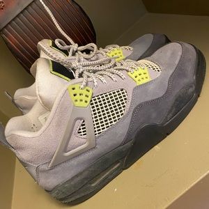 Jordan Air 4